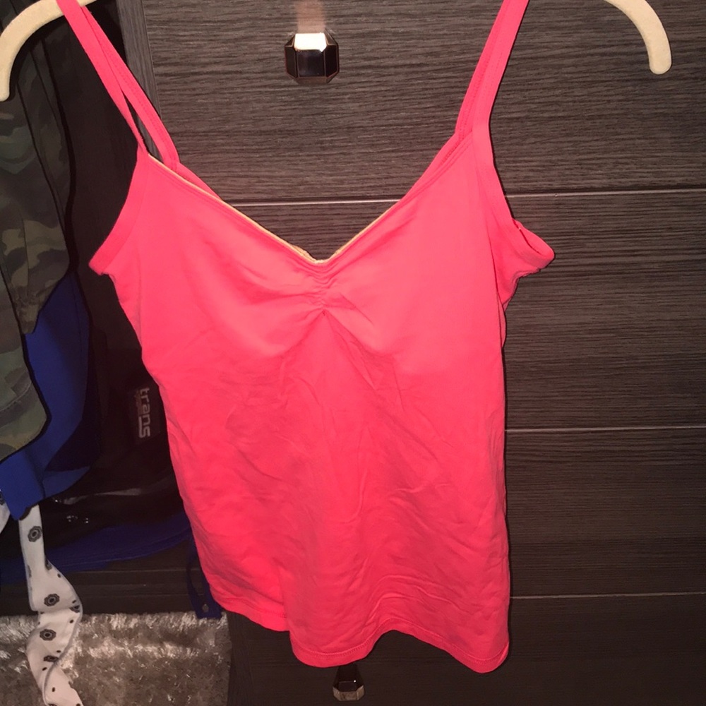 Lululemon red tanks